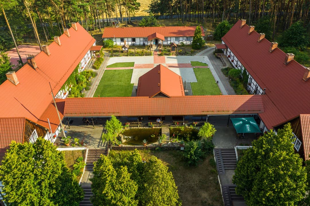 Leśna Ostoja — widok z lotu ptaka